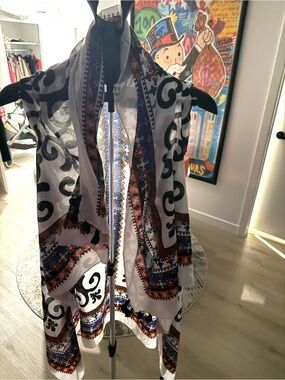 Printed Lightweight Scarf Vest - White, Black & Multi
